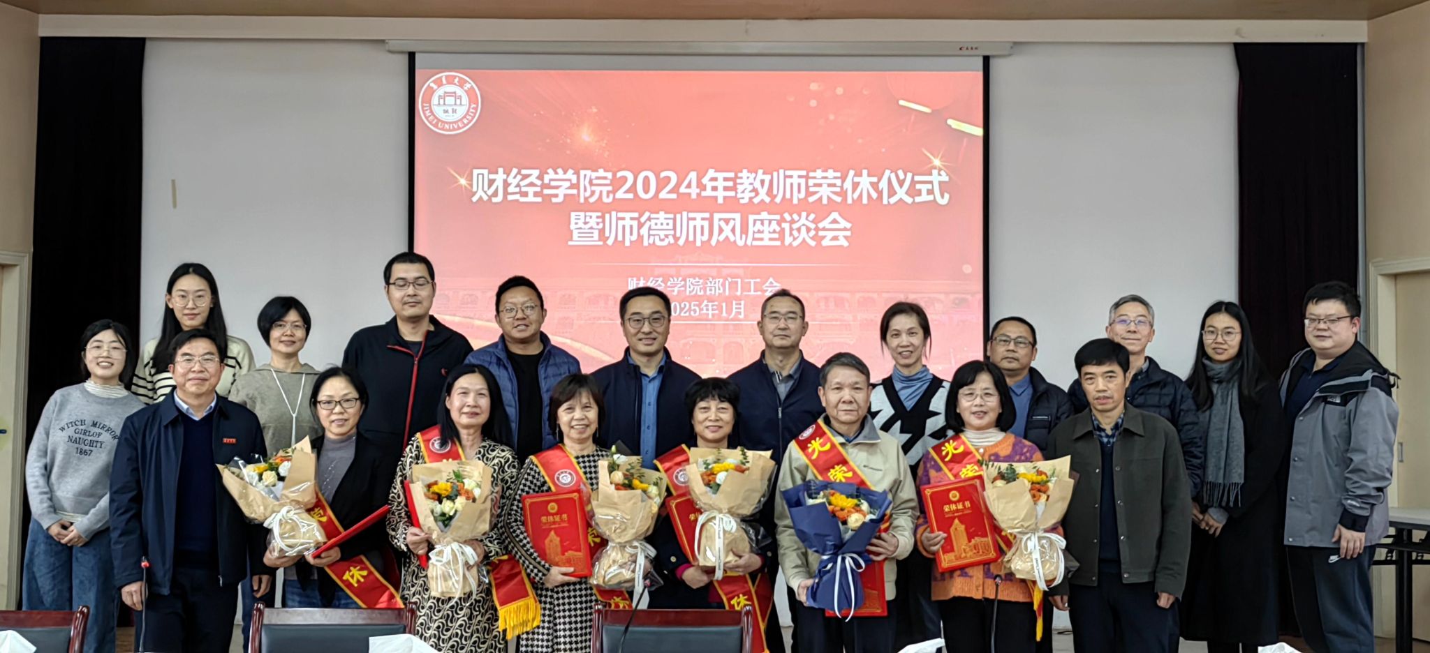 efbc20cd103f018fda986a45fbb4a3a.jpg