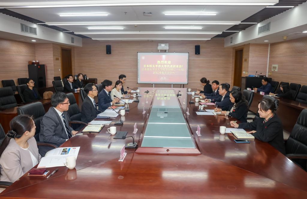 新闻图片2.jpg 新闻图片2.jpg
